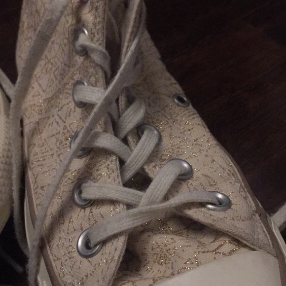 Gold patterned converse - Picture 6 of 8